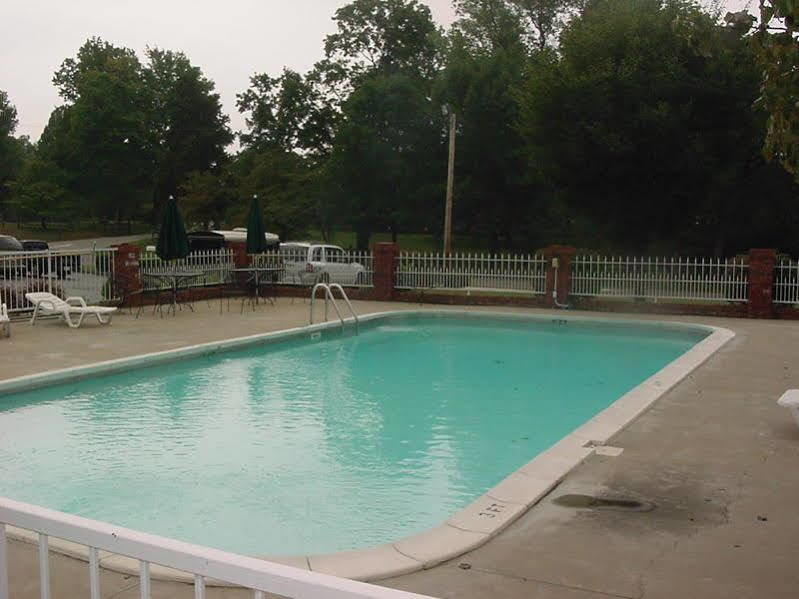Old Bardstown Inn Buitenkant foto